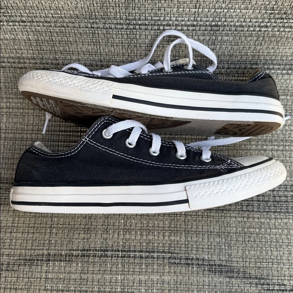 Converse Chuck Taylor All Star Madison Canvas Black Juniors Sneakers Size 3